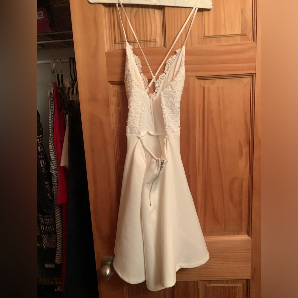Lac Bleu criss cross, satin dress